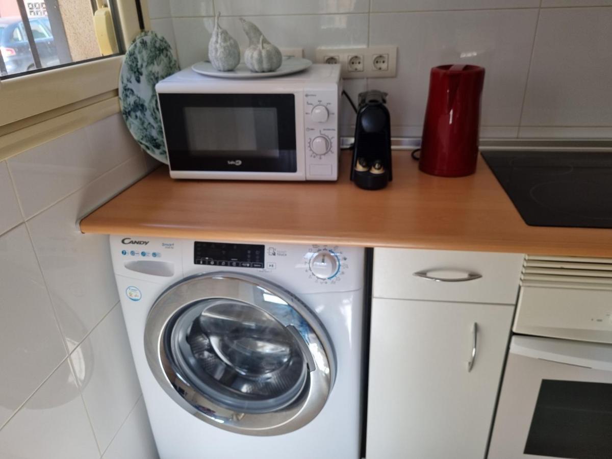 Sea & Wave Maria Boutique Apartment Малага Екстериор снимка