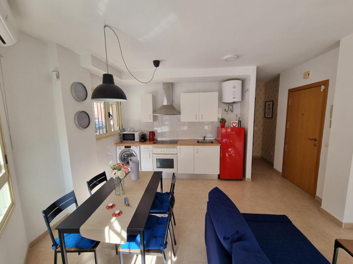 Sea & Wave Maria Boutique Apartment Малага Екстериор снимка